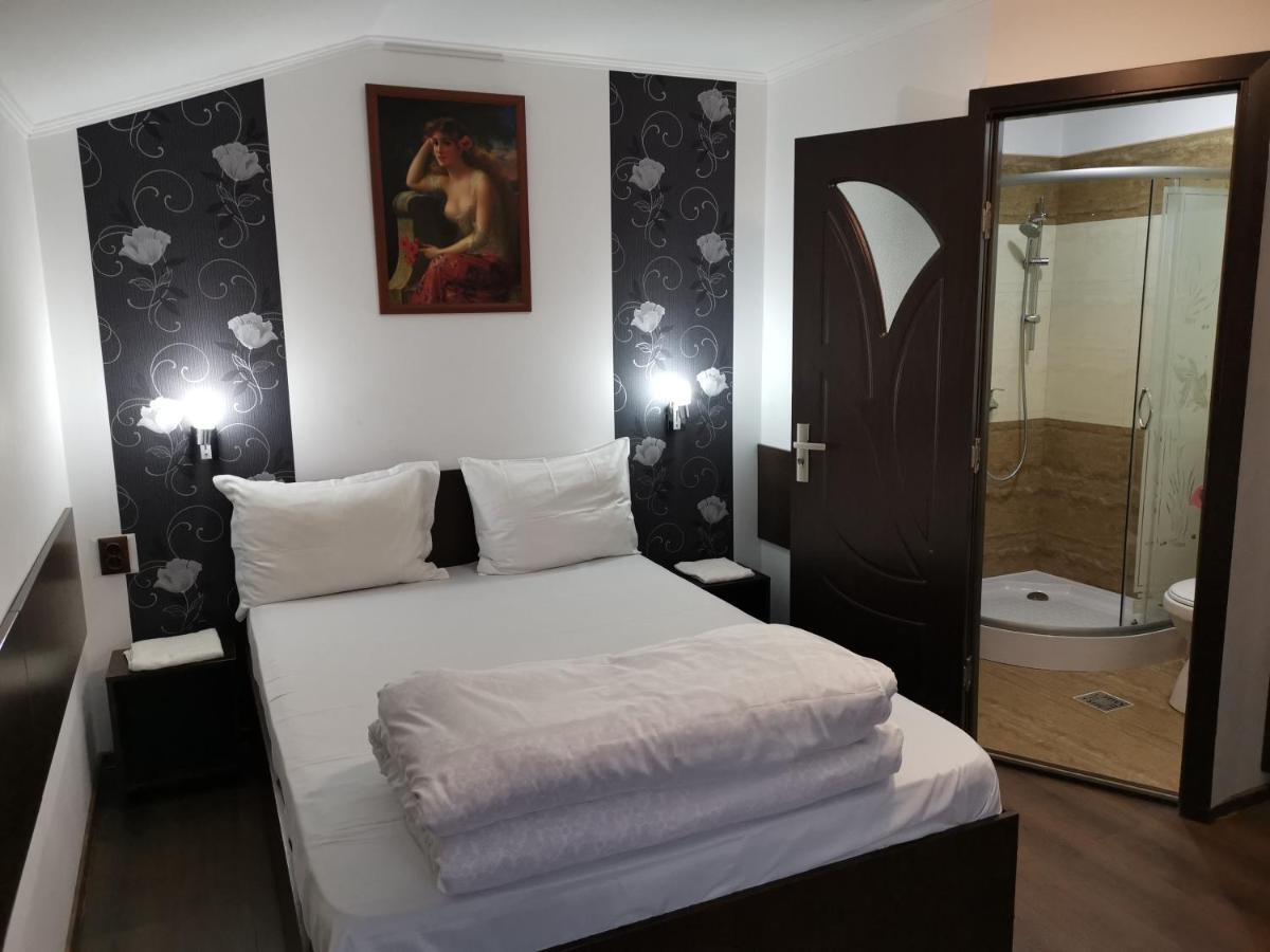 Joe Hostel Bucureşti